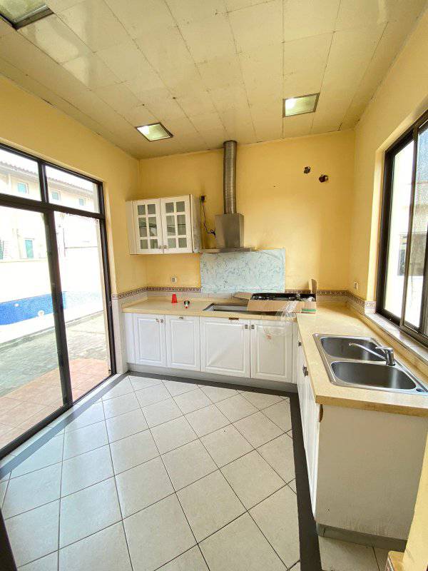 T4 + Anexo no Jardim de Rosa