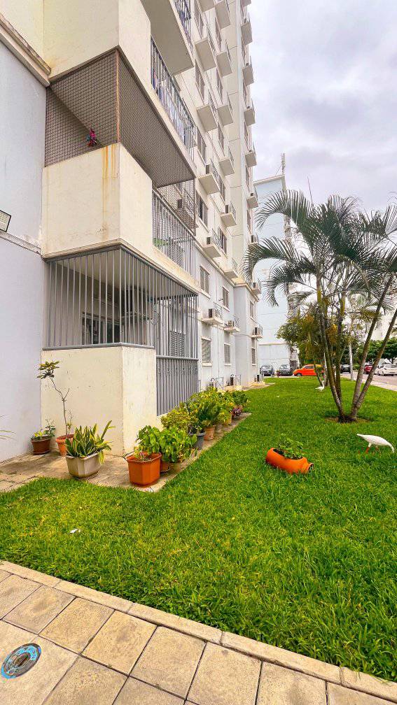APARTAMENTO T5 No KILAMBA