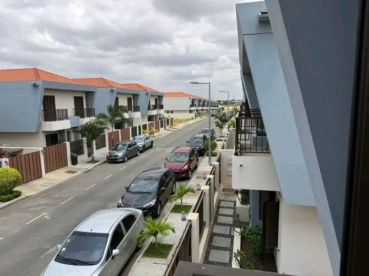 Vivenda V3 Condomínio Nosso Zimbo Camama