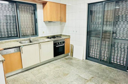 Vivenda V3 duplex no Condomínio Vila Sol – Talatona